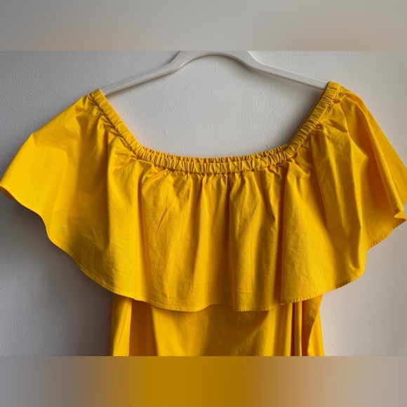 Yellow Off-the-Shoulder Sundress - Picture 3 of 4